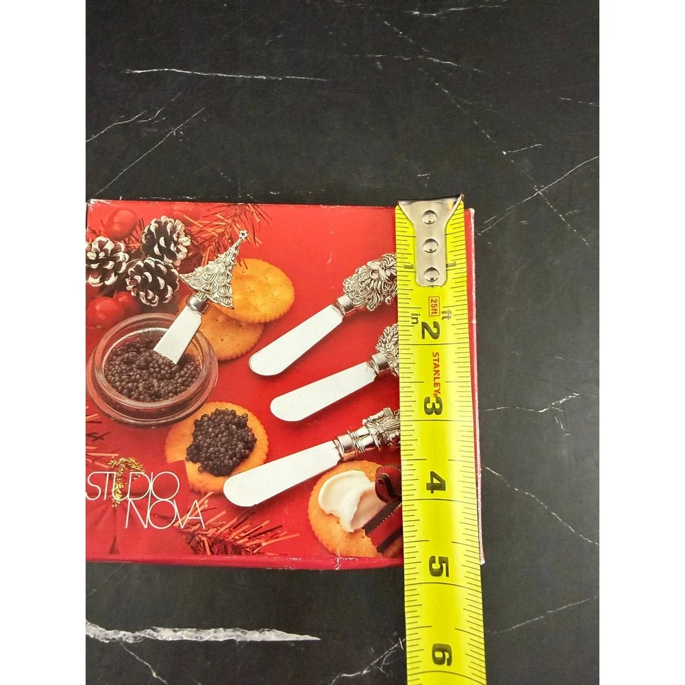 Vintage NIB Studio Nova Set of 4 Holiday Festival Silverplate Spreaders 3 3/4in